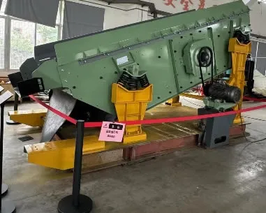 Recycling Finger Screens