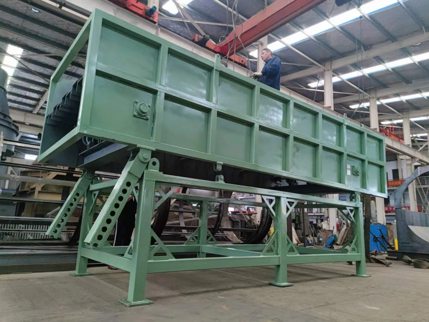 Efficient Material Separation with Bounce Screens