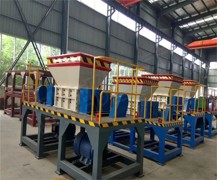 Plastic double shaft shredder 